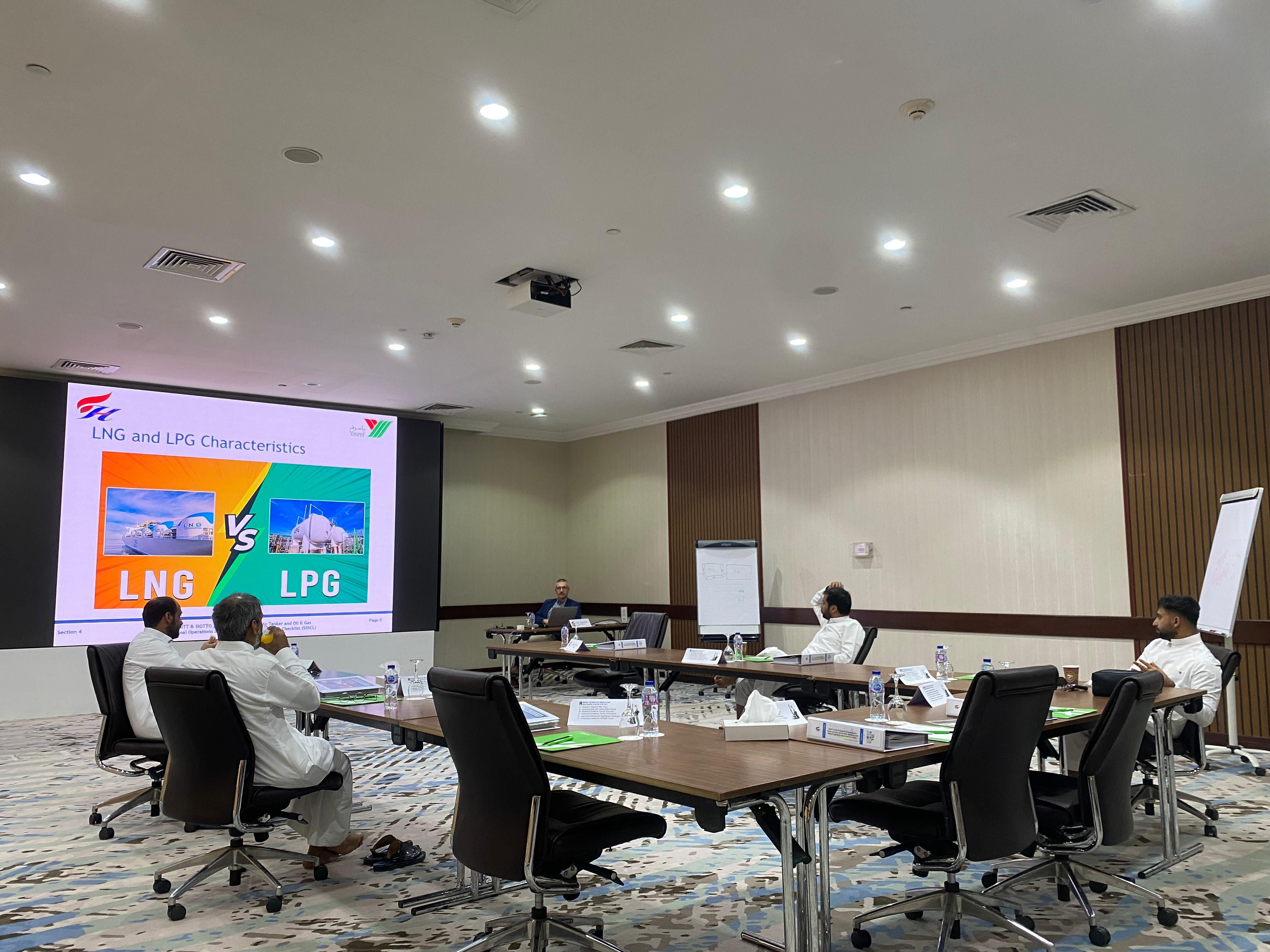 How Engineering Courses Improve Leadership and Management Skills