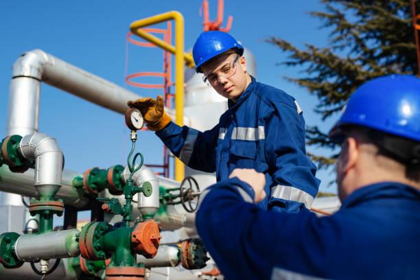 Operation and Maintenance of Oil and Gas Processing Facilities