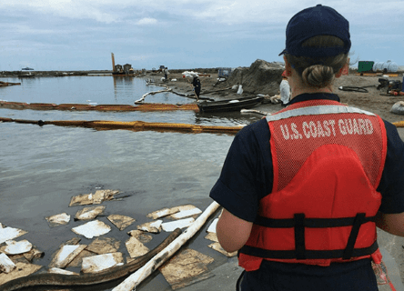 Oil Spill Combating Operations for Senior Managers &amp; Administrators (IMO OPRC Level 3)