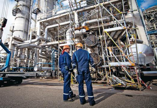 HYDROCRACKING PROCESS TECHNOLOGY