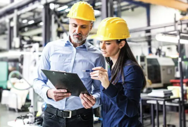 Certified Facility Manager (CFM): (IFMA-CFM Exam Preparation Training)